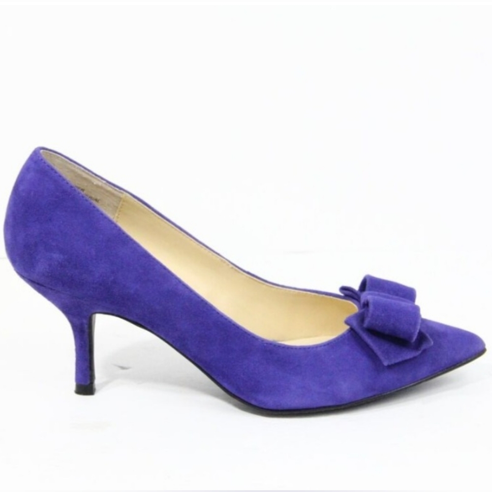 Audrey Brooke bow suede heels Women's Size 7